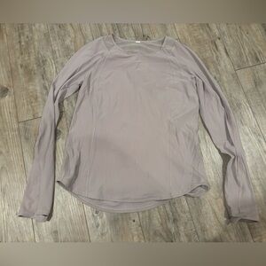 Lululemon Long Sleeve Lavender Top Size Small